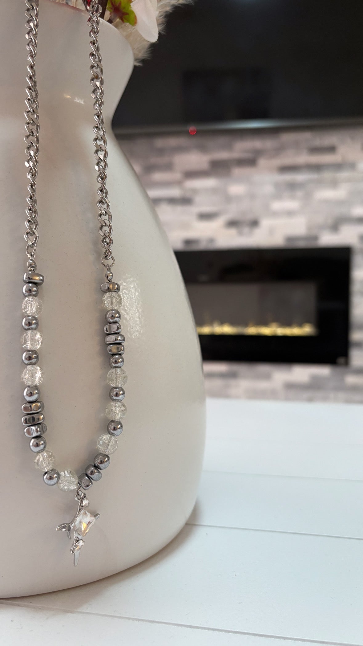 GLASS ORBIT NECKLACE