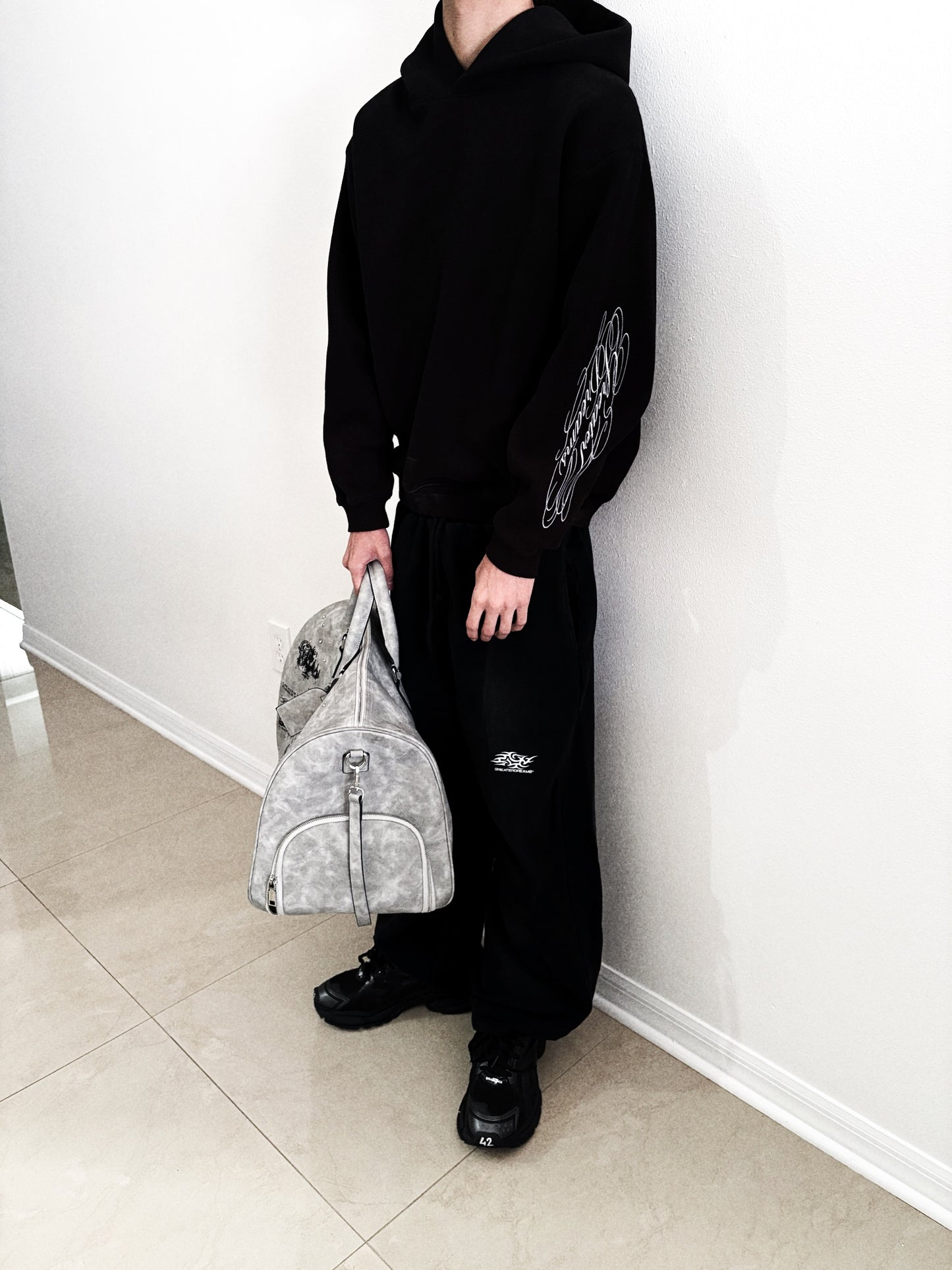 SILENT SCRIPT HOODIE